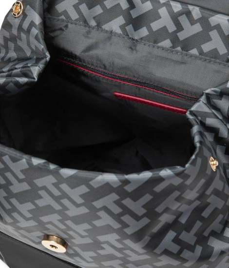 Гладкий женский рюкзак Jennie II Flap Tommy Hilfiger с монограммой 1159855242 (Черный One size)