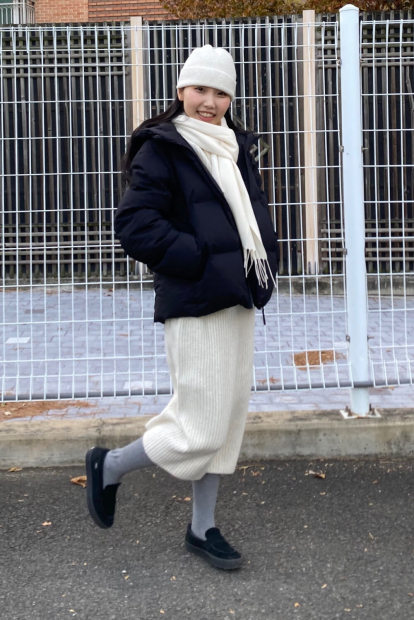 Вязаная шапка из пряжи Soufflé UNIQLO 1159856103 (Молочный One size)