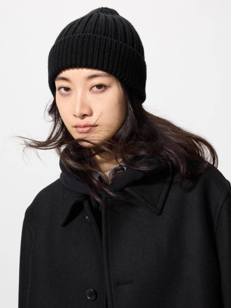 Вязаная шапка UNIQLO HEATTECH 1159864405 (Черный One size)