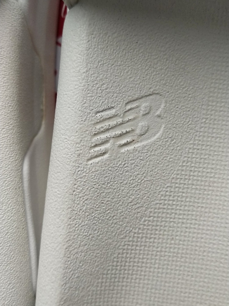 Сланцы New Balance шлепанцы с логотипом 39 (8 US) 25 см Белый 1159849632