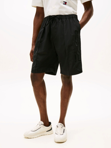 Шорти чоловічі Tommy Hilfiger лімітована колекція F1 APXGP 1159865485 (Чорний L)