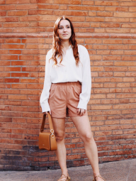 Жіночі шорти UNIQLO з кишенями 1159842402 (Коричневий M)