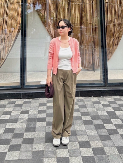 Ультраеластичні штани UNIQLO штани 1159840015 (Коричневий XS)