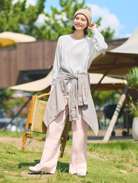 Широкие брюки UNIQLO чинос 1159842099 (Розовый XS)