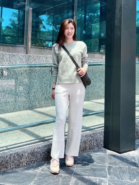 Женские трикотажные штаны UNIQLO в рубчик 1159842667 (Молочный XXL)