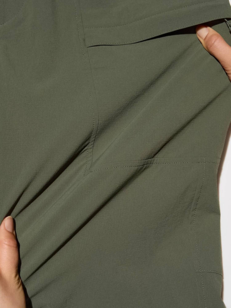 Штаны UNIQLO с карманами 1159851942 (Зеленый M)