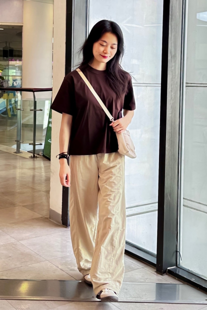 Женские эластичные брюки UNIQLO 1159851956 (Бежевый L)