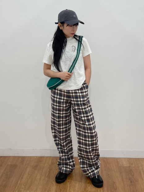 Штани з принтом UNIQLO 1159857530 (Коричневий/Молочний L)