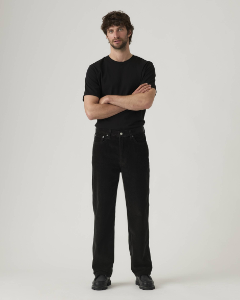 Мужские вельветовые штаны 565 Loose Straight Levi's 1159859864 (Черный 32W 30L)