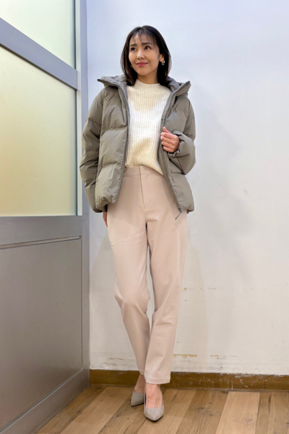 Эластичные штаны UNIQLO с теплой подкладкой 1159860764 (Молочный XXL)