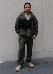 Штаны UNIQLO с карманами 1159851942 (Зеленый M)