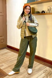 Штаны UNIQLO с карманами 1159851942 (Зеленый M)