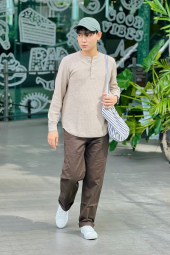 Прямые брюки-чинос UNIQLO свободного кроя 1159855921 (Коричневый 38)