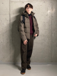 Прямые брюки-чинос UNIQLO свободного кроя 1159855921 (Коричневый 38)