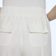 Женские штаны Calvin Klein укороченные 1159864972 (Белый L)