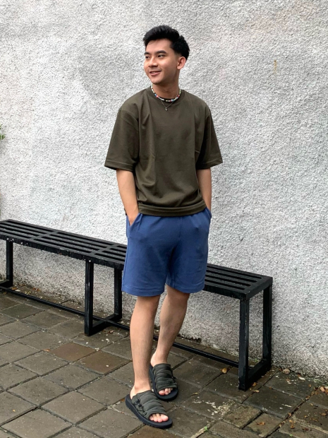 Мужские спортивные шорты UNIQLO 1159856864 (Голубой L)