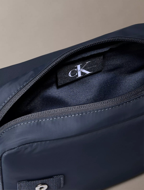 Сумка через плечо от Sport Essentials Flap Calvin Klein 1159847502 Синий