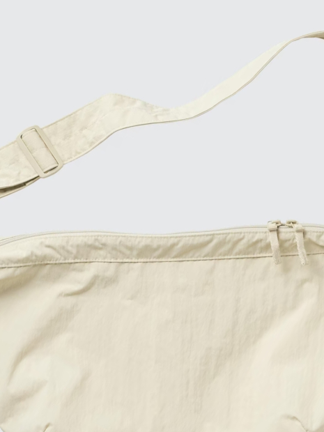 Сумка UNIQLO через плечо 1159849439 Молочный