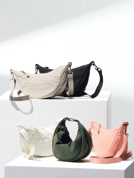 Маленькая сумка UNIQLO через плечо 1159851745 Розовый