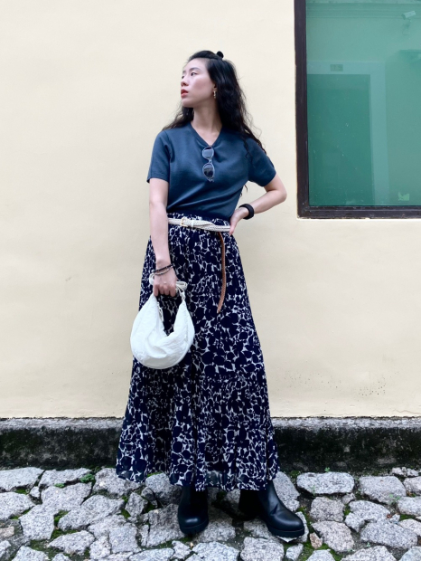 Сумка UNIQLO через плече 1159856914 Молочний