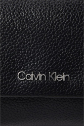 Женская сумка через плечо Calvin Klein кроссбоди 1159849571 Черный