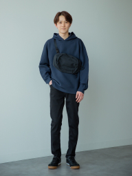 Сумка UNIQLO через плече 1161762569 Чорний