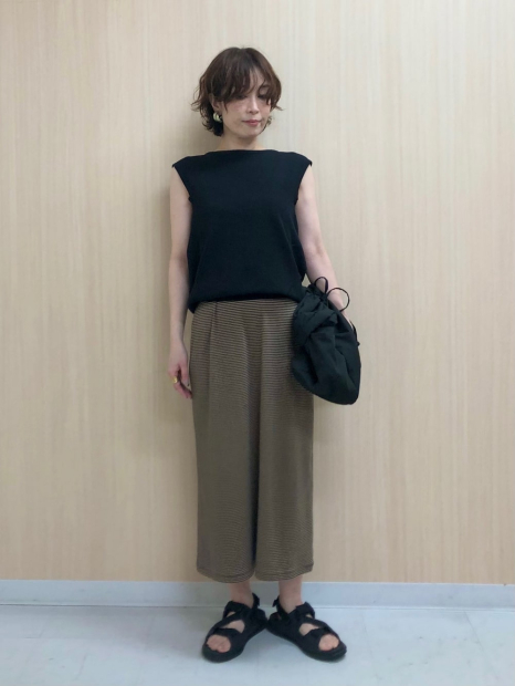 Свитер без рукавов UNIQLO 1159842142 (Черный XL)