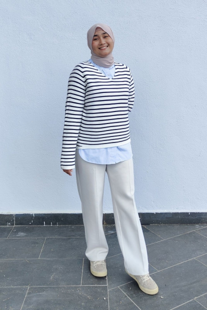 В'язаний светр UNIQLO з 3D-плетенням 1159852092 (Молочний S)