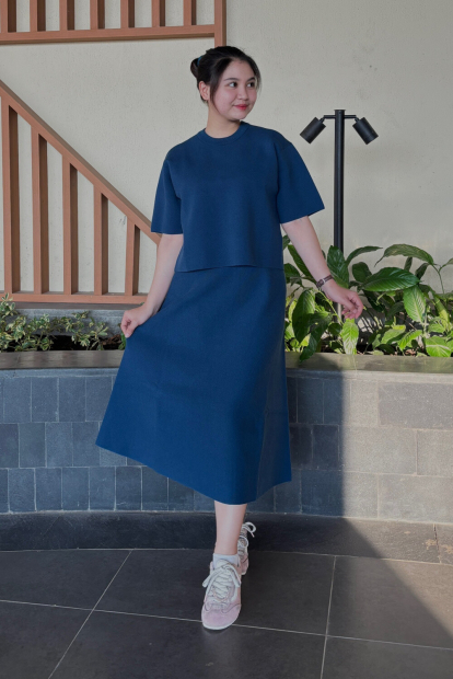 Вязаный свитер UNIQLO с коротким рукавом 1159853698 (Синий L)