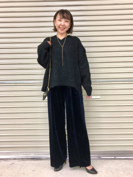 Пушистый свитер UNIQLO с V-образным вырезом 1159854797 (Серый XL)