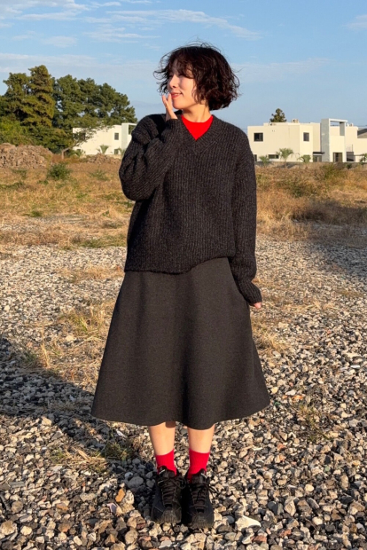 Пушистый свитер UNIQLO с V-образным вырезом 1159854797 (Серый XL)