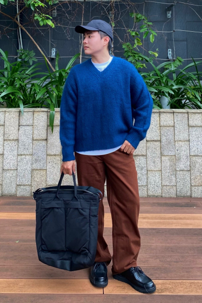 Пушистый свитер UNIQLO с V-образным вырезом 1159854800 (Синий S)