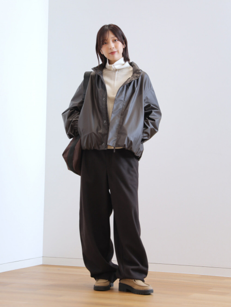 Вязаный свитер UNIQLO с застежкой-молнией до середины груди 1159855604 (Молочный L)