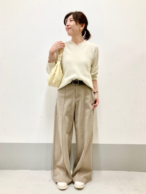 Текстурный 3D-вязаный свитер UNIQLO из бесшовной пряжи Soufflé 1159855864 (Молочный M)