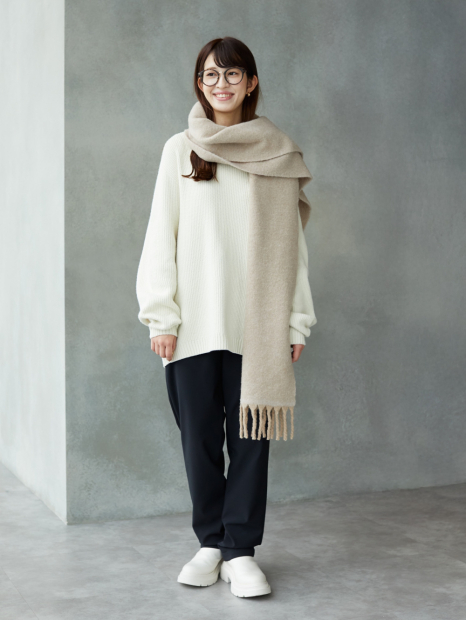 Текстурный 3D-вязаный свитер UNIQLO из бесшовной пряжи Soufflé 1159855864 (Молочный M)