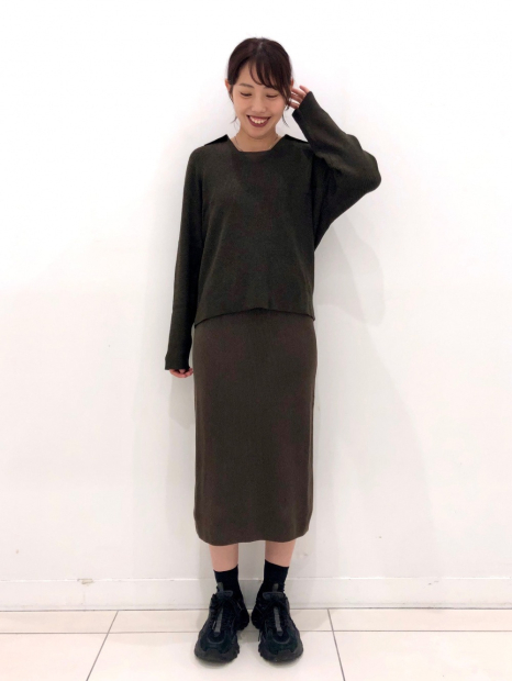 Свитер в рубчик UNIQLO 1159857178 (Коричневый L)