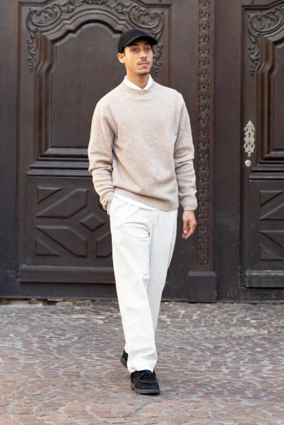 Вязаный свитер UNIQLO 1159860055 (Бежевый M)