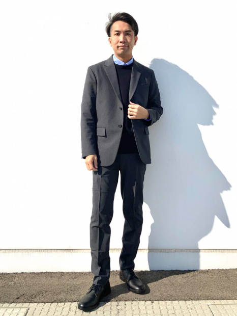 Свитер UNIQLO 1159863419 (Черный M)