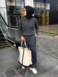 Эластичный свитер UNIQLO с V-образным вырезом 1159854078 (Серый S)