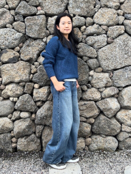 Пушистый свитер UNIQLO с V-образным вырезом 1159854800 (Синий S)