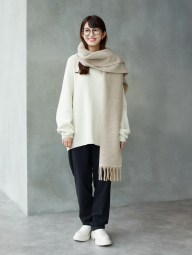 Текстурный 3D-вязаный свитер UNIQLO из бесшовной пряжи Soufflé 1159855864 (Молочный M)