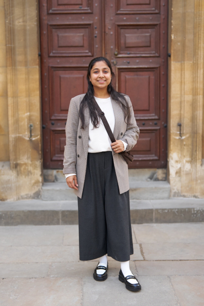 Світшот UNIQLO з круглим вирізом 1159854268 (Молочний L)