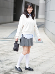 Світшот UNIQLO з круглим вирізом 1159854268 (Молочний L)