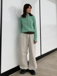 Легкая толстовка UNIQLO с защитой от ультрафиолета UPF40+ и технологией AIRism 1160533565 (Зеленый L)
