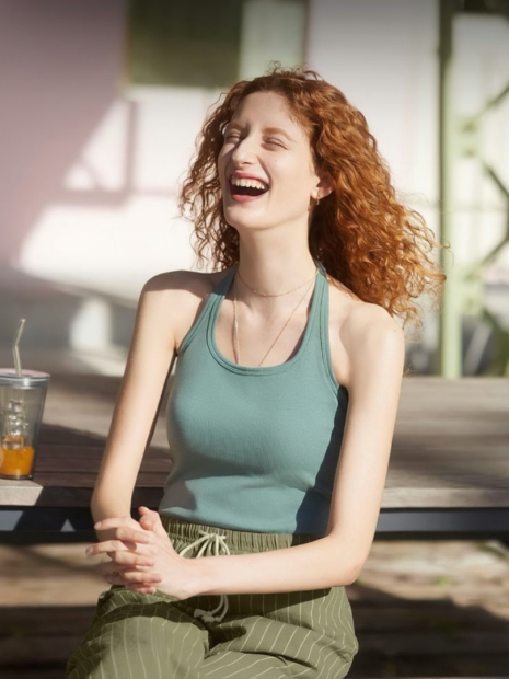 Женский топ-халтер UNIQLO AIRism со вшитыми чашками 1159850561 (Зеленый L)