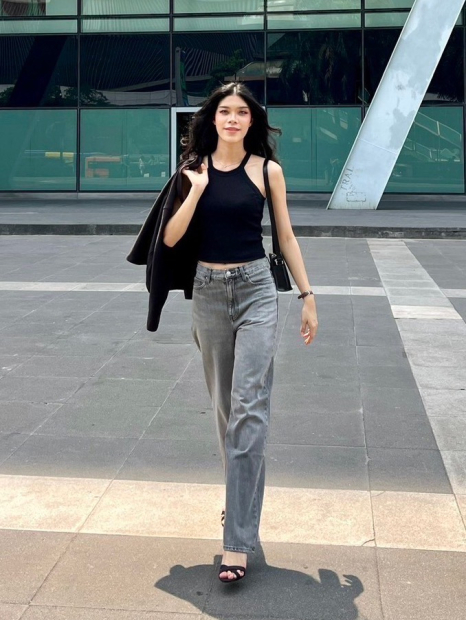 Женский топ-халтер UNIQLO со вшитыми чашками 1159856878 (Черный S)