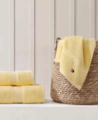 Банное полотенце Tommy Hilfiger Modern American 1159857716 (Желтый One size)