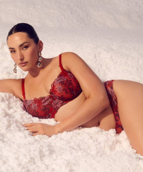 Жіночі трусики бразилії Victoria's Secret з вишивкою 1159855890 (Червоний S)