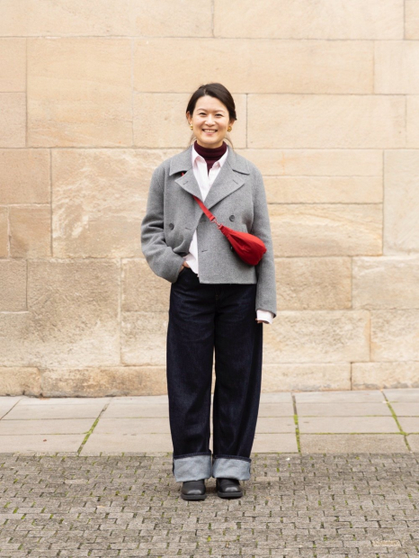 Жіноче коротке пальто Uniqlo 1159853416 (Сірий XL)