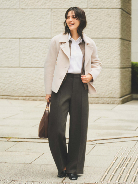 Жіноче коротке пальто Uniqlo 1159859368 (Молочний XXL)